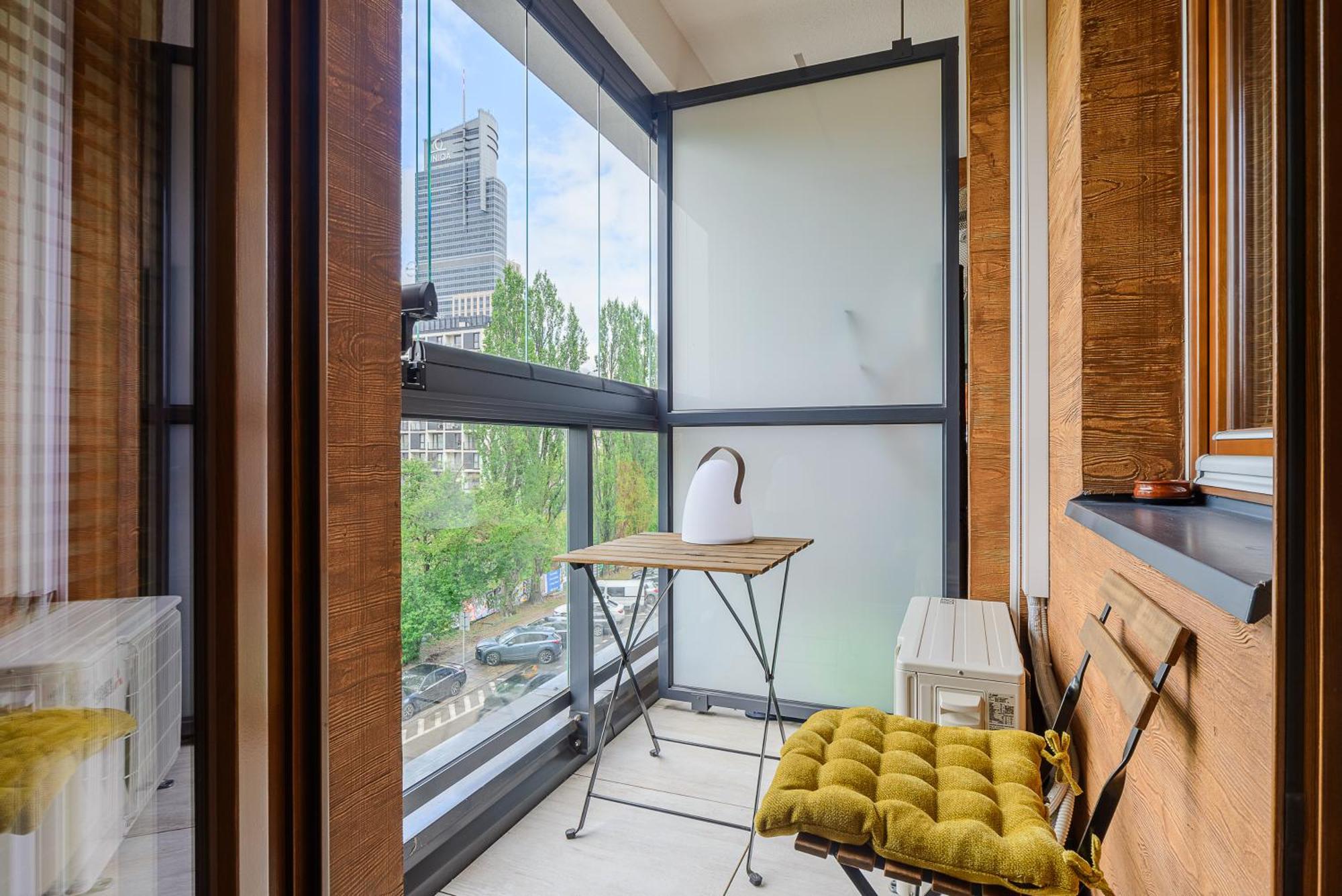 Cozy Family Apartments With Balcony Near Zlote Tarasy Warsaw Ngoại thất bức ảnh