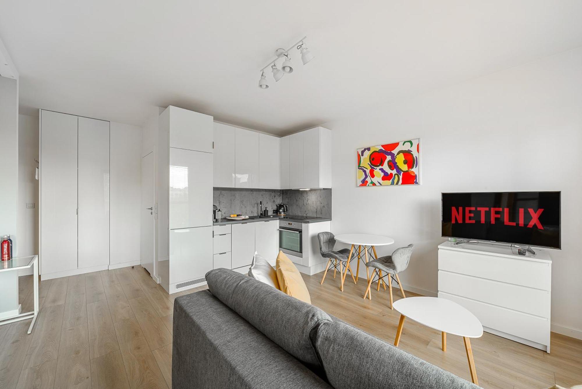 Cozy Family Apartments With Balcony Near Zlote Tarasy Warsaw Ngoại thất bức ảnh