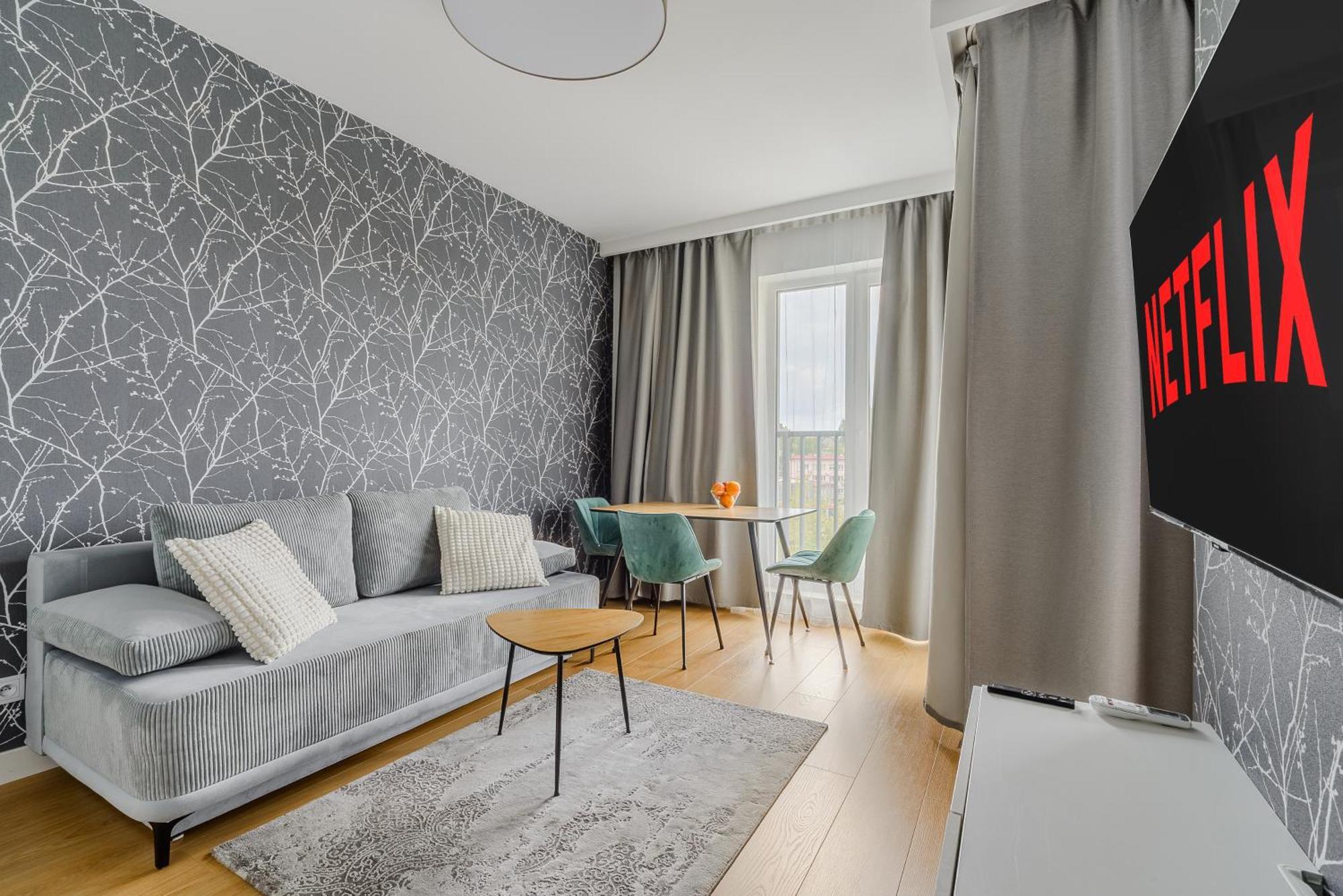 Cozy Family Apartments With Balcony Near Zlote Tarasy Warsaw Ngoại thất bức ảnh