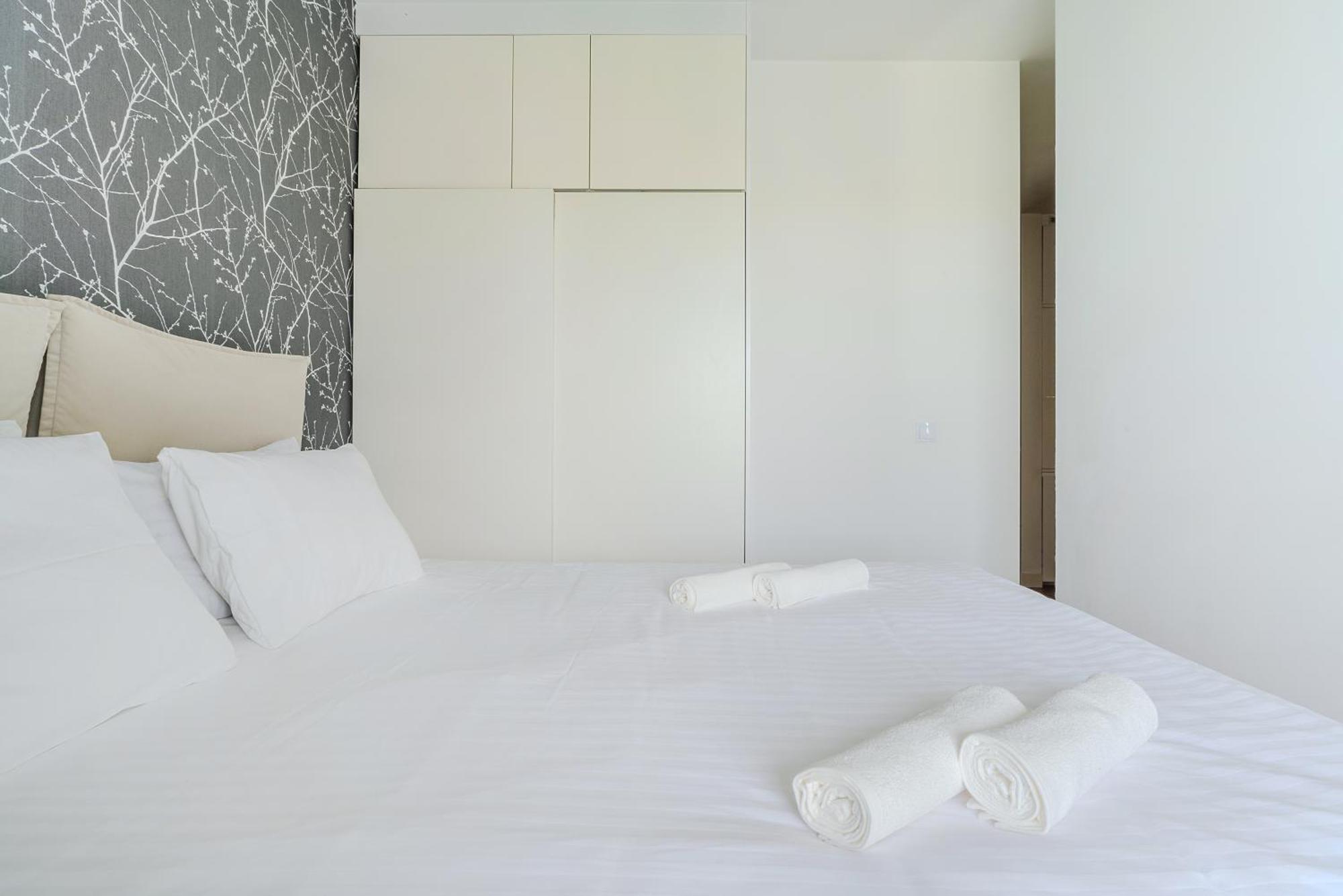 Cozy Family Apartments With Balcony Near Zlote Tarasy Warsaw Phòng bức ảnh